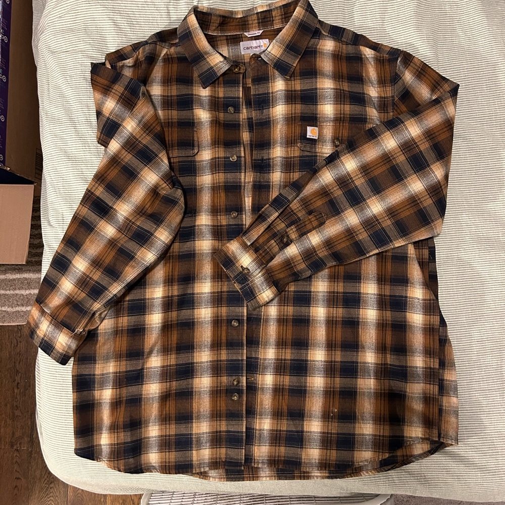 Men’s Carhartt Flannel Like New